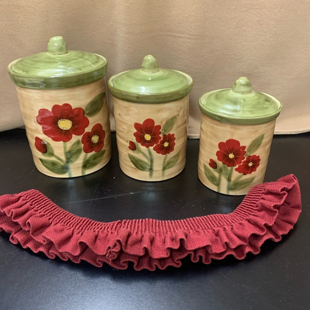 Floral Ceramic Canister Set with Green Lids. Inv. 503
